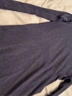 Soft Long-Sleeve Knit Top Swiftly tech Dark Navy